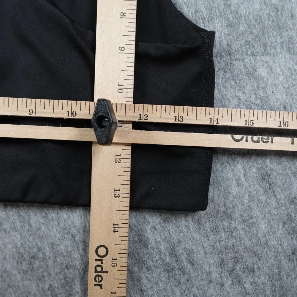 Quince keywords athleisure